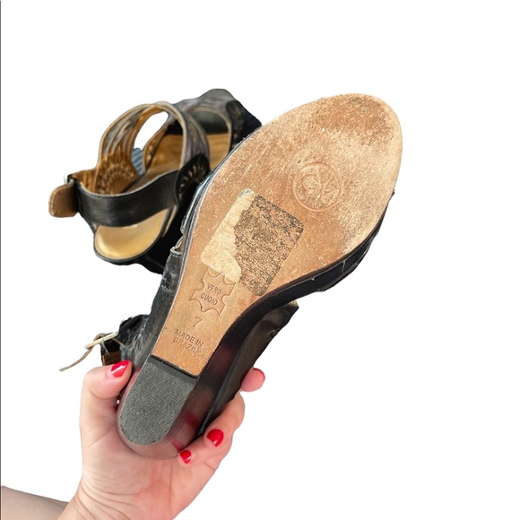 CYNTHIA VINCENT “Jaden” gunmetal wedge sandals Size 7 - Picture 7 of 8